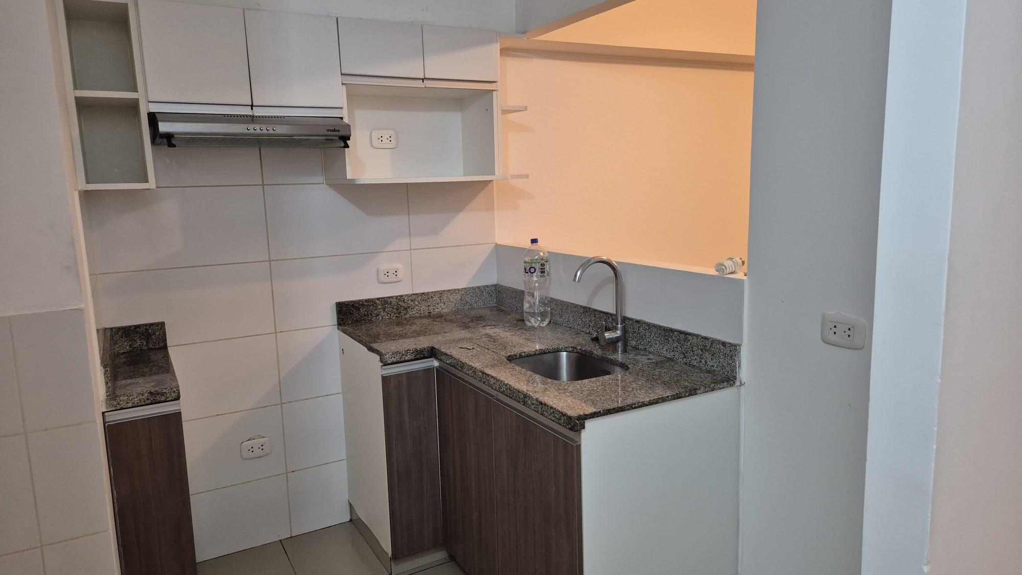Alquilo_Santa Beatriz_Lincedepartam_58m2_2habitaciones_2baños_Arenales 1241